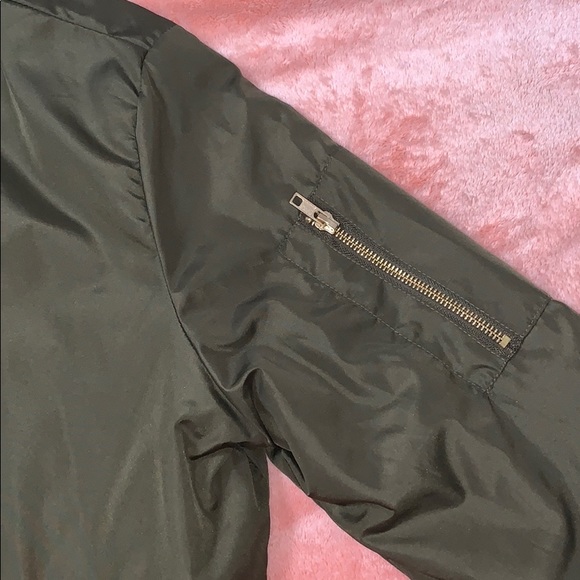 Jacket - Picture 3 of 5